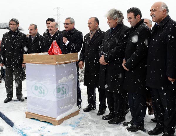 Ardahanda barajlar törenle hizmete girdi
