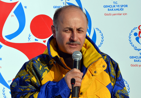 Vali Azizoğlu: Çıldır Gölü&#8217;nde ralli yapılacak!