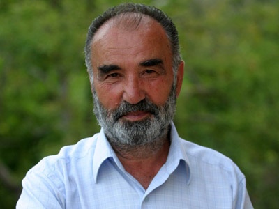 Ümmeti birleştirmek farz, bölmek haramdır.