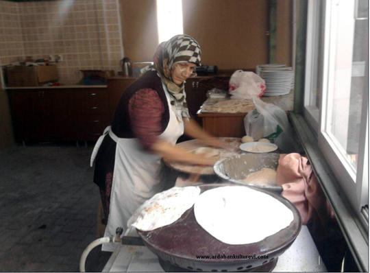 İSTANBUL&#8217;DA ARDAHAN SOFRASI AÇILIYOR