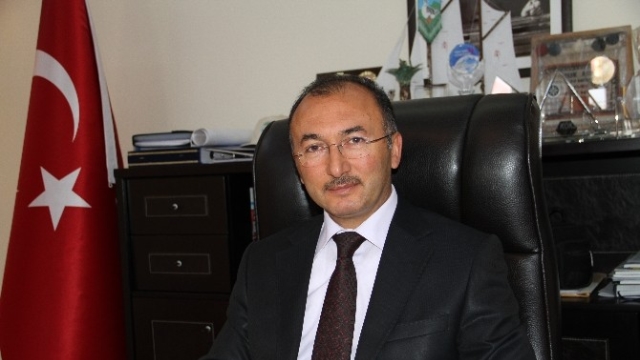 Ardahan'da hortum hasarları onarılıyor...