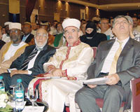 İnsanlık yeniden Kur'an'la buluşuyor