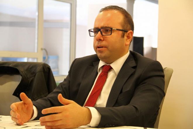 Salih Altun, kafayı Dolara taktı