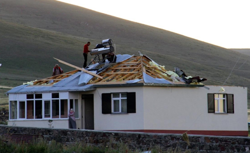 Hortum, Ardahan'da yeniden hortlandı