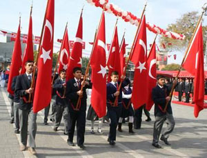 Ardahan'ın gurur günü coşkuyla kutlandı