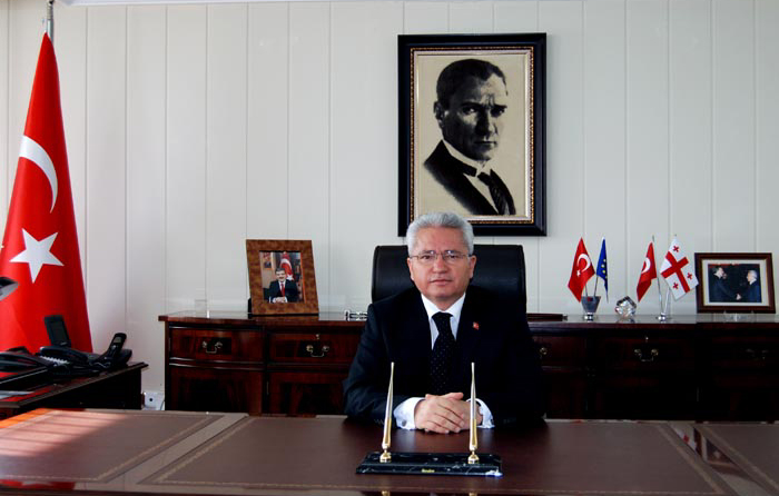 Vali Tekmen, Ardahan'da seçim vukuatsız yapılmıştır