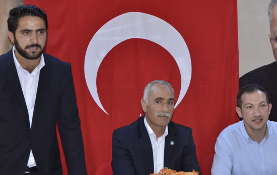 Filistindeki insanlara canlı kalkan olacağız