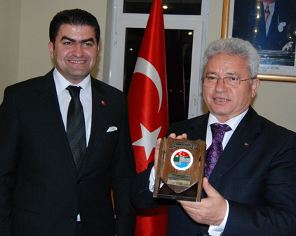Ahmet Karatepe hizmetleriyle anılacak
