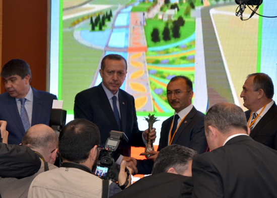 Başbakan Erdoğan'dan Ardahan Belediyesine ödül