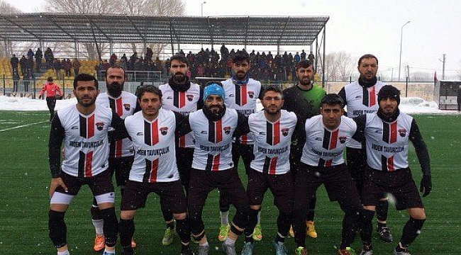 Arılar, Hoçvan'a bal gibi geldi
