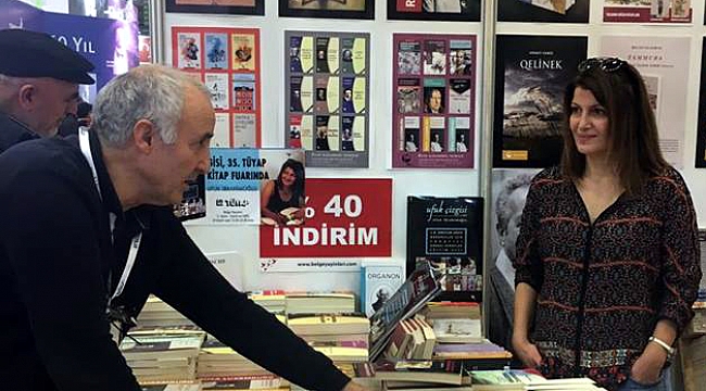 Ressam İbrahimoğlu’nun  imza gününe yoğun ilgi