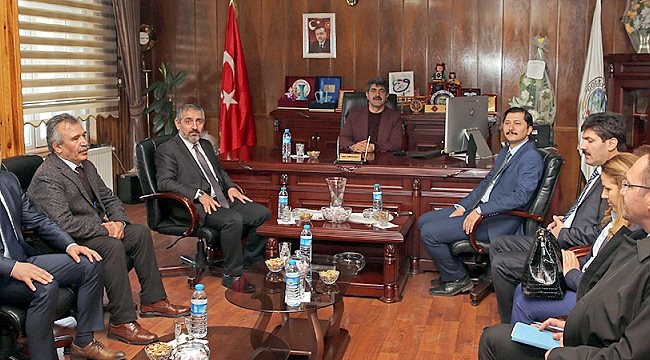 Rektör Prof. Dr. Biber'den Göle'ye ziyaret