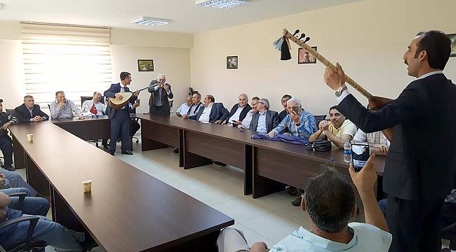 AZ DAHA BİRBİRİLERİNİ KIRIYORDULAR