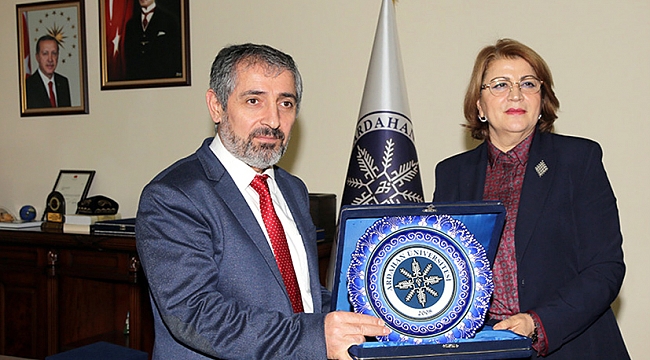 AZERBAYCAN UYRUKLU ÖĞRENCİLERLE GÖRÜŞTÜ