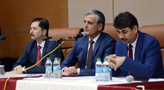 Vali Özefe, Muhtarlarla bir araya geldi