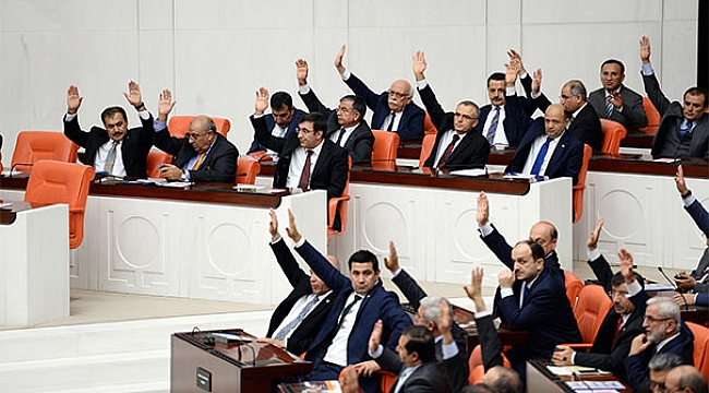 HÜKÜMETTEN ÜÇ ÖNEMLİ REFORM PAKETİ