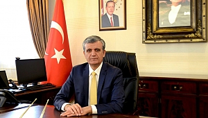 VALİ ÖZEFE'DEN BAYRAM VE VEDA MESAJI