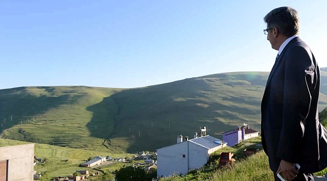 VALİ BİLMEZ HAYRAN KALDI