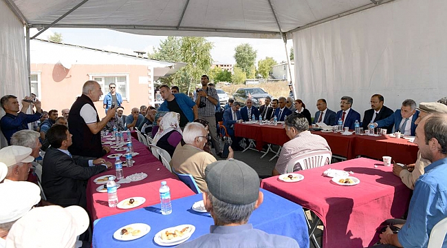 Çadırda Halk Günü toplantısı