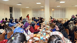 Vali Bilmez’in eşi Meral Bilmez’den anlamlı kaynaşma
