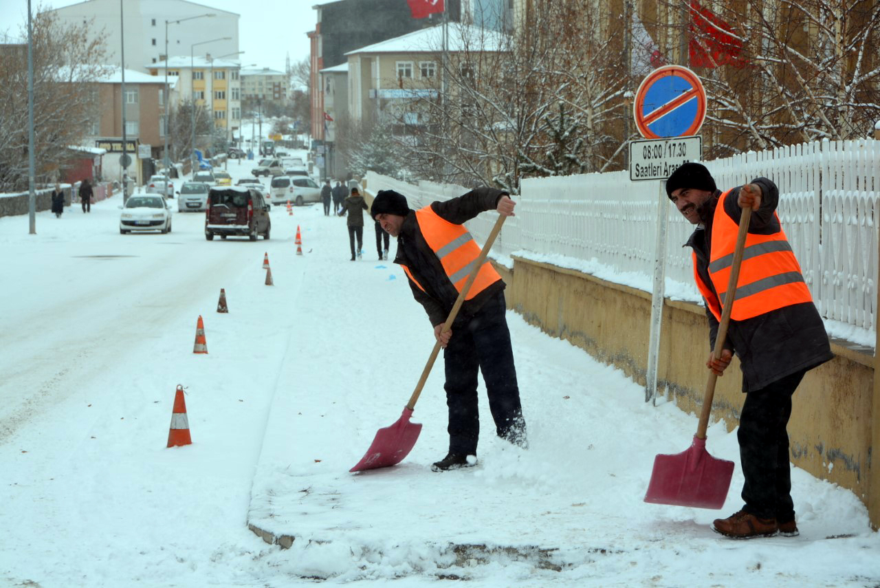 Ardahan'da eğitime kar tatili