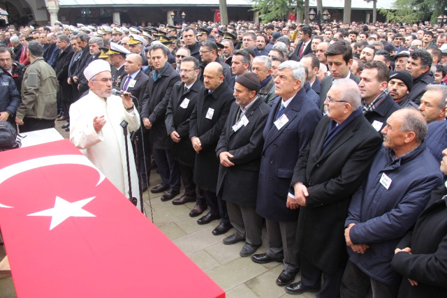 Ardahanlı şehit, son yolculuğuna uğurladı