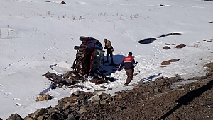 Göle'de feci kaza: 2 ölü, 2 yaralı