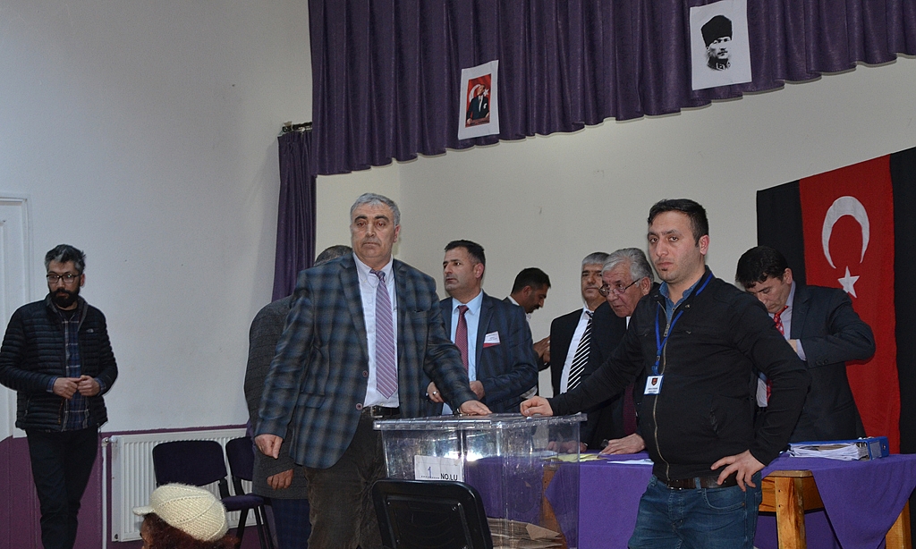 AŞOB'ta yine kura yine Yılmaz Özer