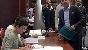 Ve Muhsin Koca, Ak Parti'den aday adaylığını açıkladı