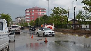 Ardahan'da şiddetli yağmur ve dolu
