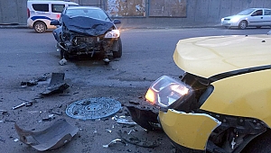 Ardahan'da trafik kazası, 5 yaralı