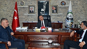 Başkan Köksoy, tepeye çıktık, zirvede izliyoruz!