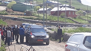 Balçeşme’de protokolün yolu kesildi!