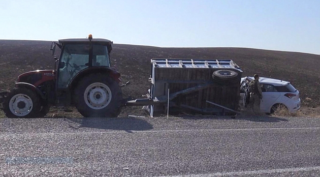 Otomobil traktör römorkuna çarptı: 1 ölü, 1 yaralı