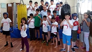 Ardahanlı Boksçular Bayburt'ta