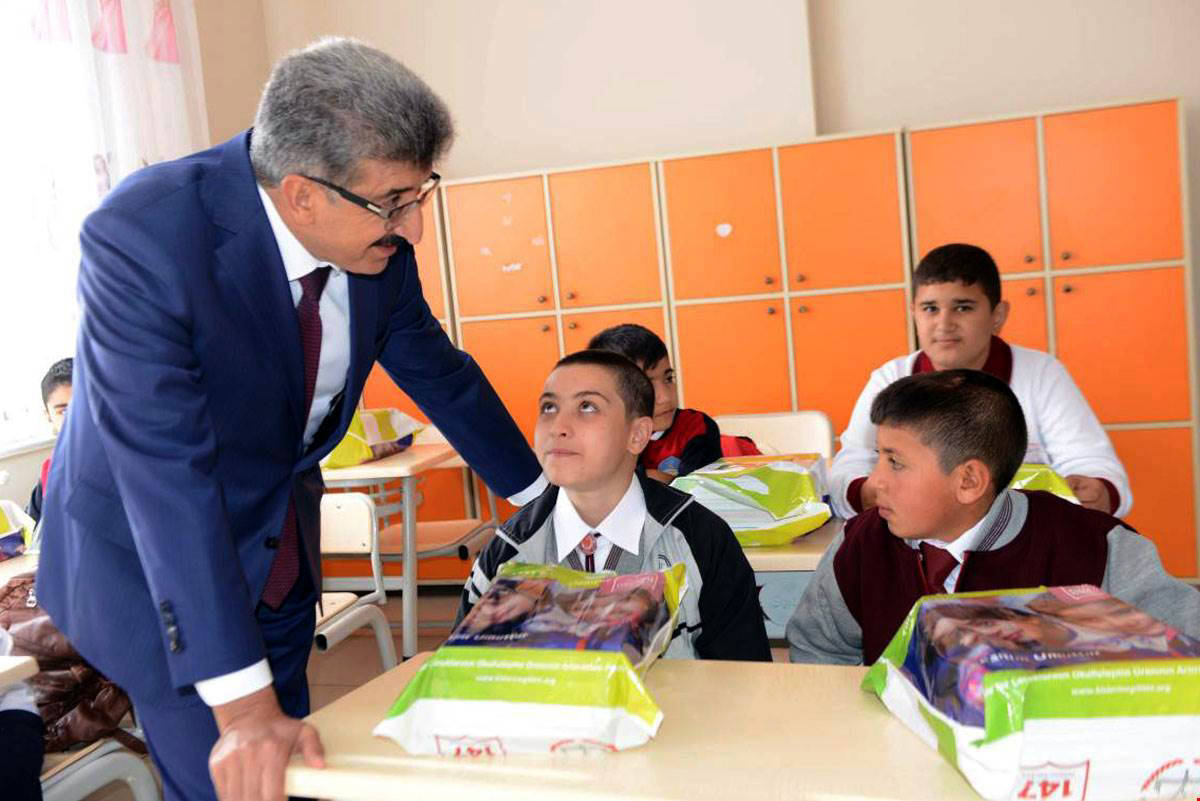 Vali Bilmez’den çağdaş eğitim vurgusu
