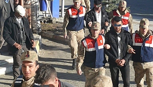 Göle’de kablo hırsızlarına suçüstü