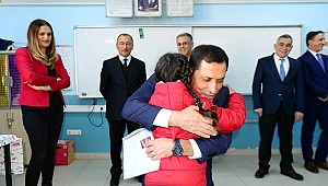 BU VALİ BAMBAŞKA VALİ
