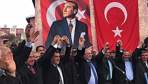 CHP’DEN DAMAL’DA GÖVDE GÖSTERİSİ