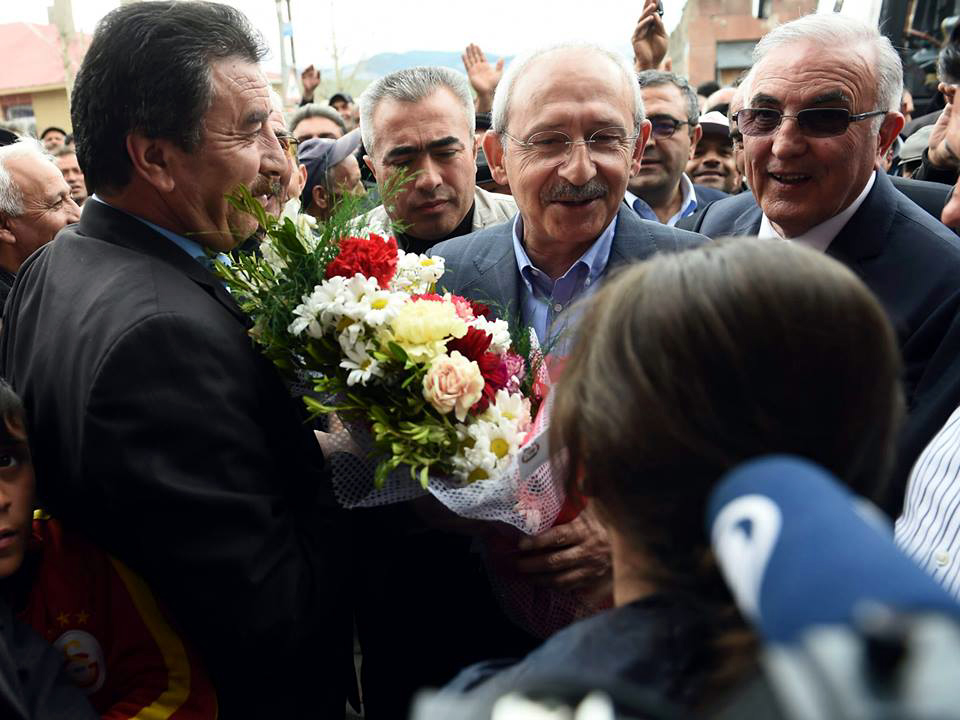 ENSAR ÖĞÜT, GENEL BAŞKAN GİBİ ÇALIŞIYOR!