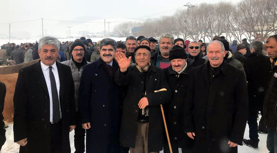 Göleliler: Seni yine Başkan yapacağız