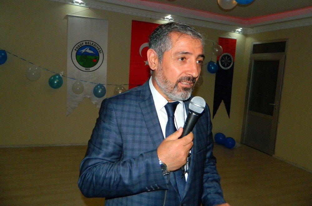 ARDAHANLILAR, REKTÖRÜN İSTİFASINI İSTİYORLAR