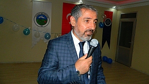 ARDAHANLILAR, REKTÖRÜN İSTİFASINI İSTİYORLAR