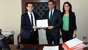 BAŞKAN ERGİN ÖNAL MAZBATASINI ALDI