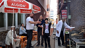 KEBAPÇI SOKAĞINA ZABITA ENGELİ