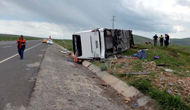 Trafik kazası: 1 ağır, 6 yaralı