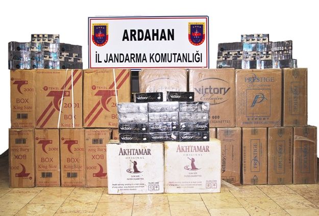 810 paket kaçak sigara ele geçirildi