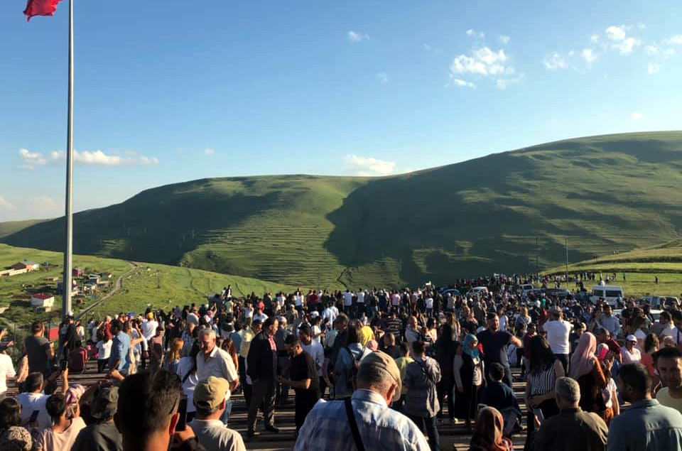 ATATÜRK SEVGİSİNE REKOR KATILIM