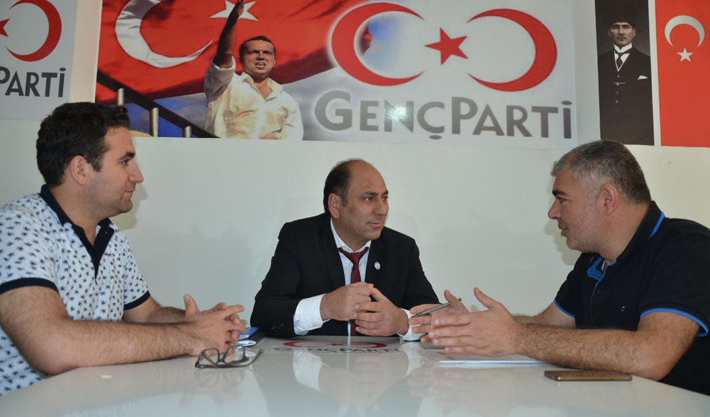 Cem Uzan Dönüyor!