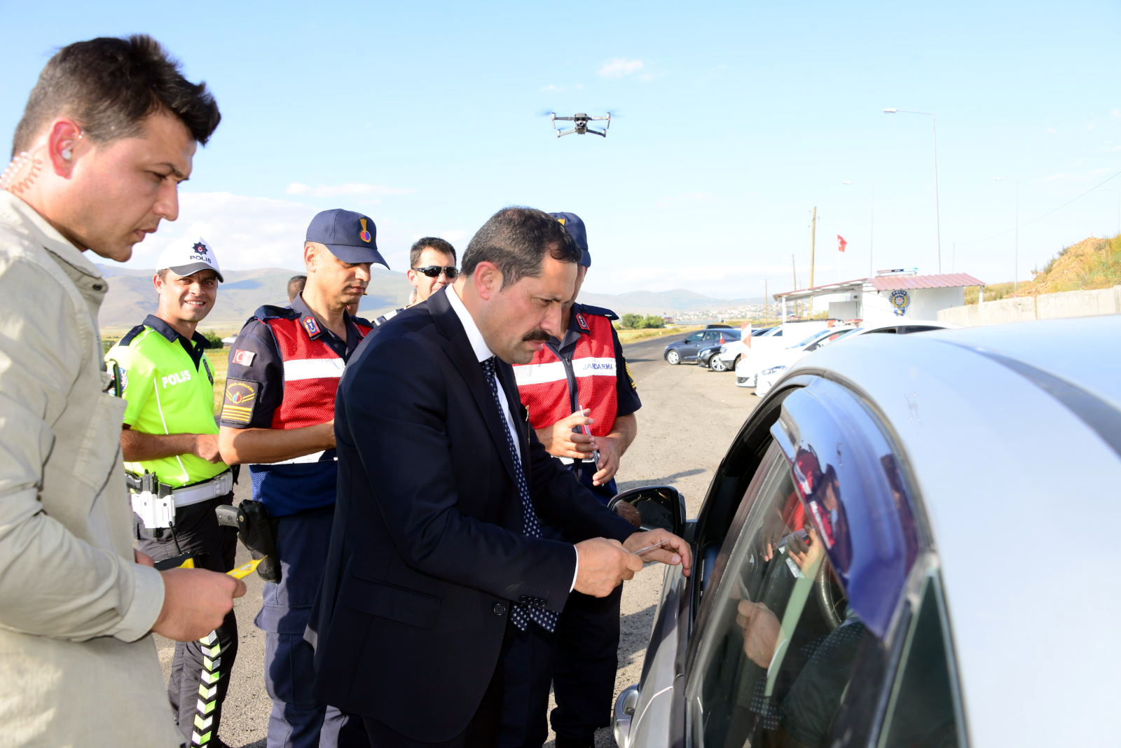 BAYRAM’DA YOLLAR GÜVENLİ ELLERDE